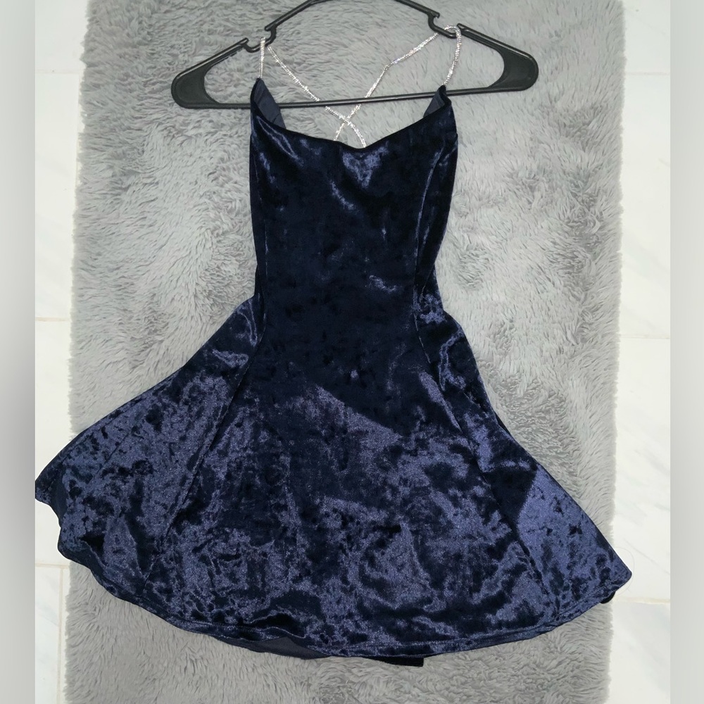 LUCY IN THE SKY Women’s Velvet Navy Blue Fit-and-Flare Dress